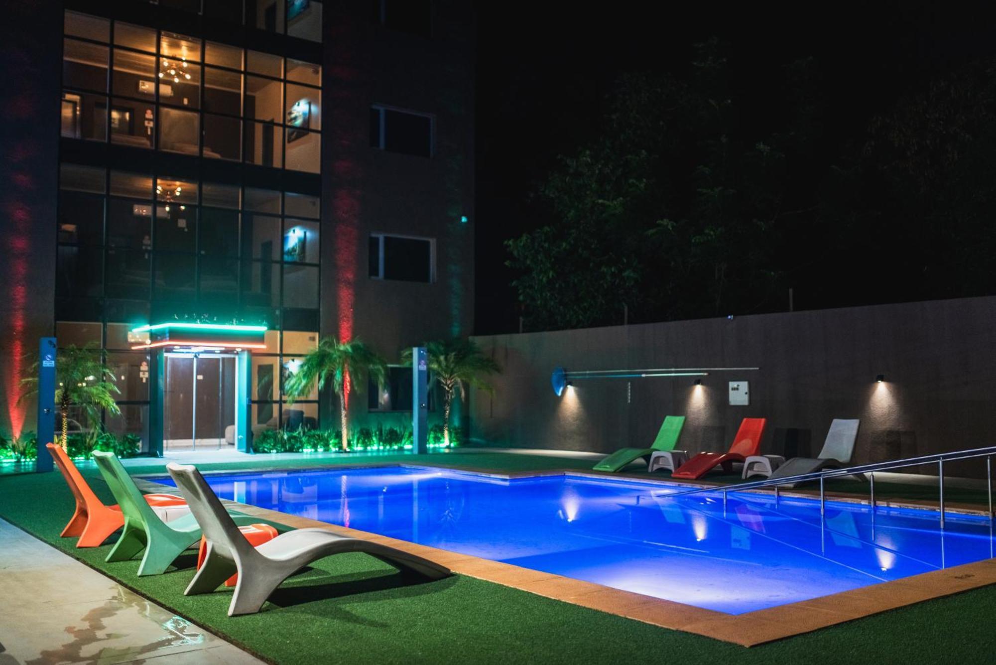 Hotel Boutique Genova ปูแอร์โตอีกวาซู ภายนอก รูปภาพ